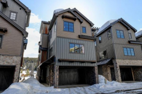 New River Front Luxury Villa 74 I Rooftop Hot Tub & Lounge I Great Views I Best Price I FREE Adventures Daily